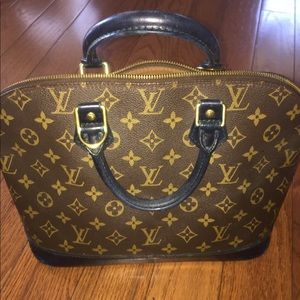 Louis Vuitton Hand Bag Authentic